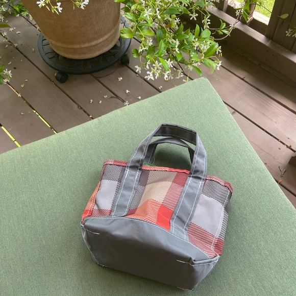 New small tote bag - Picture 2 of 5